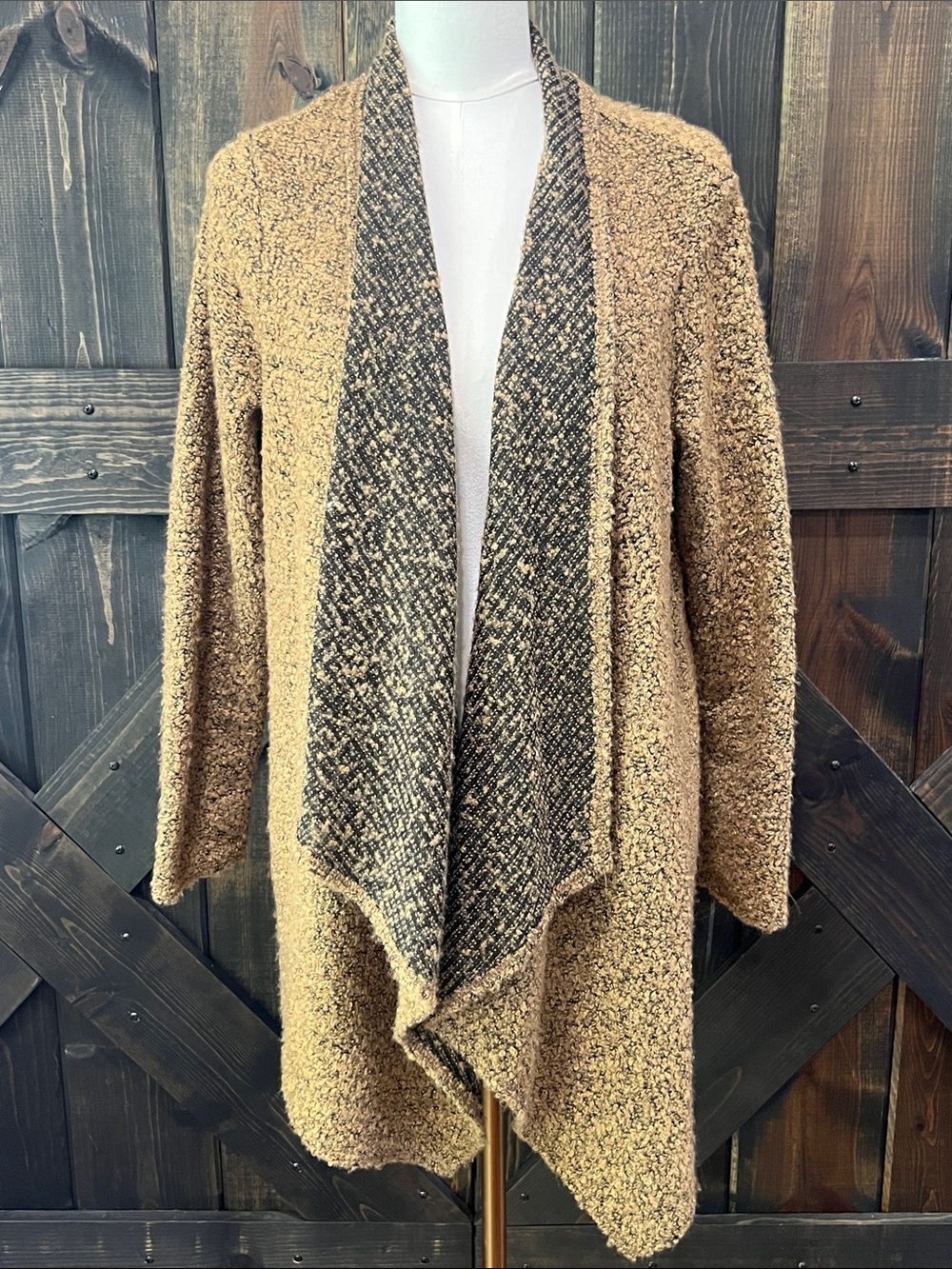 Sunny Leigh Brown Tan Boucle Knit Drape Front Cardigan Wool Blend Tweed L Cozy